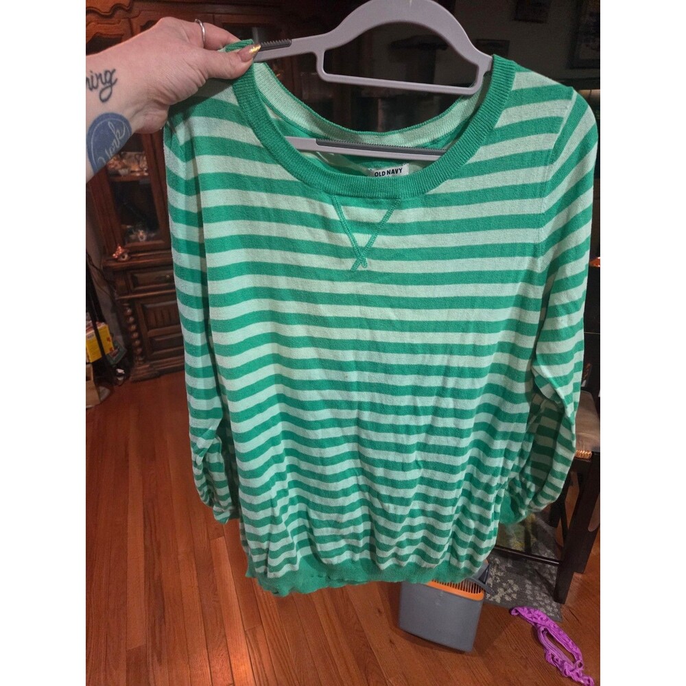 Old Navy Sweater